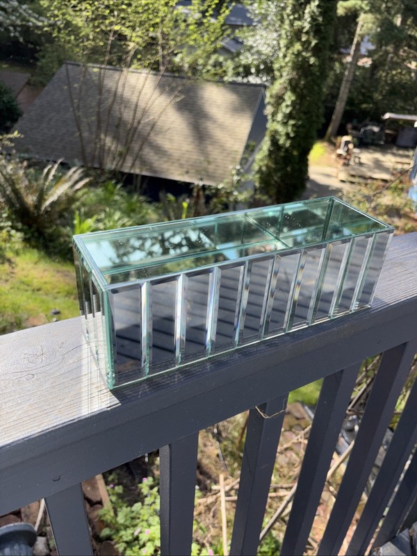 Gatsby-Inspired Oblong Mirrored Vase – Luxe Beveled Glass Centerpiece