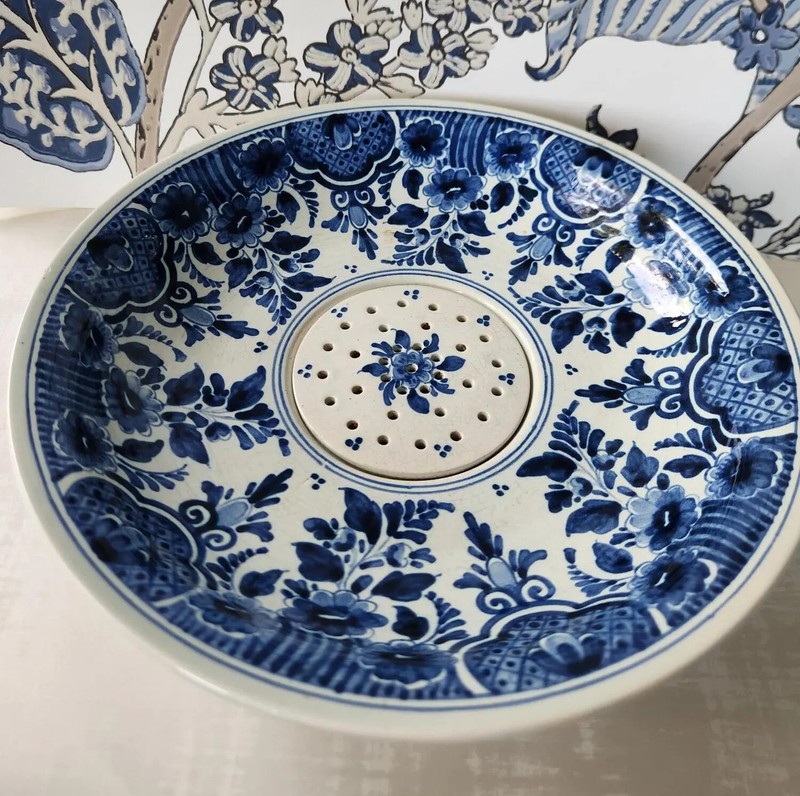 Collectible Delft Bowl with Strainer 10″ made in Holland, blue and white decor