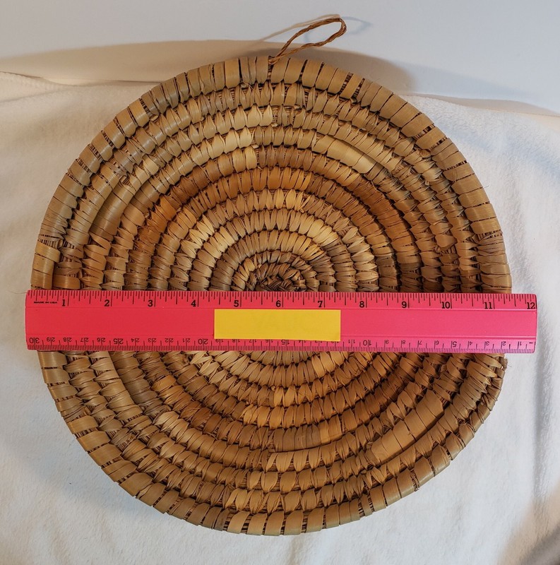 Natural Woven Nesting Basket Decor Set Of 2 gallery