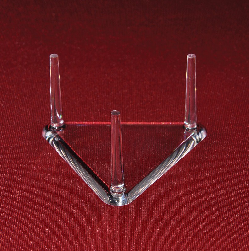 *#Triangle 1.5″ Three (3) Peg Display Stand Minerals Fossils Crystals Seashells