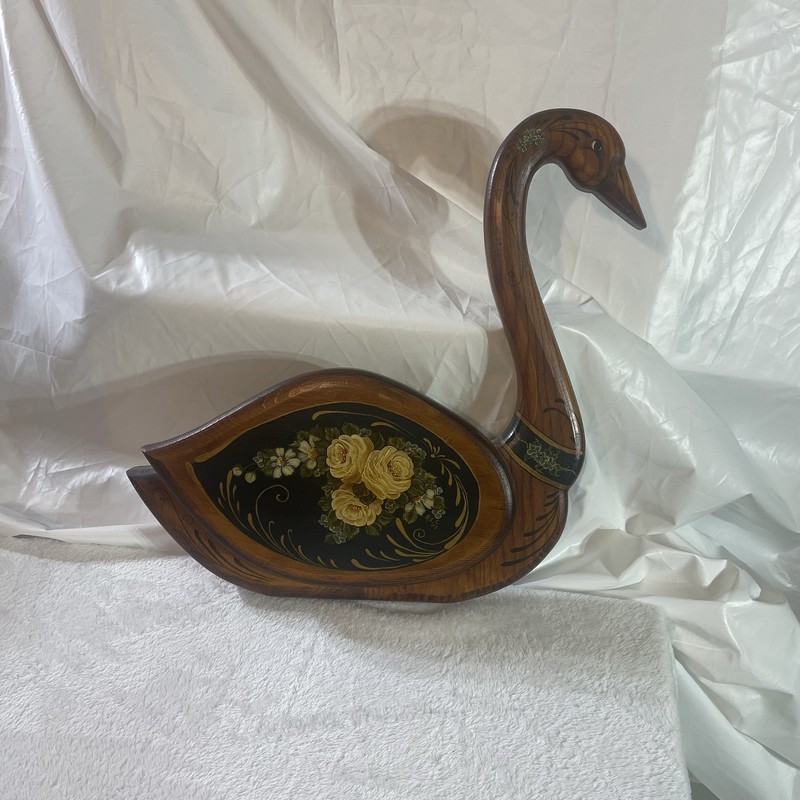Hand Painted Folk Art Floral Duck Swan Wall Plaque Cottagecore VTG 15″ x 15″