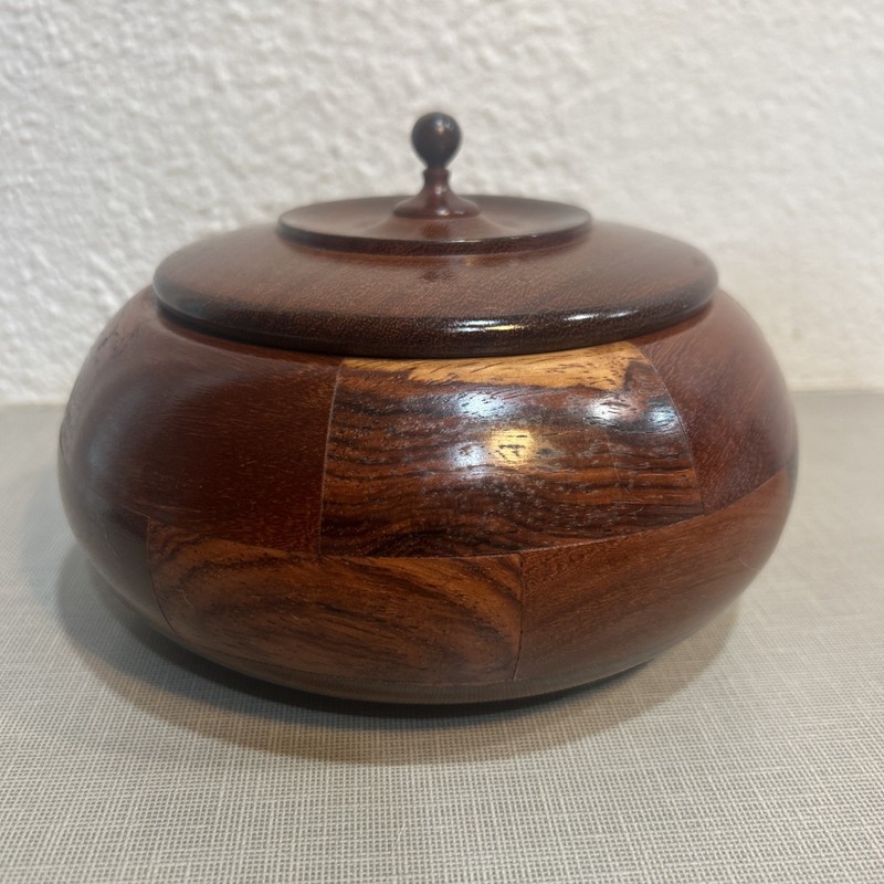 VTG Hand-Made Wooden Bowl w Lid Marquetry Inlaid Design 6″ Diameter Trinket Dish