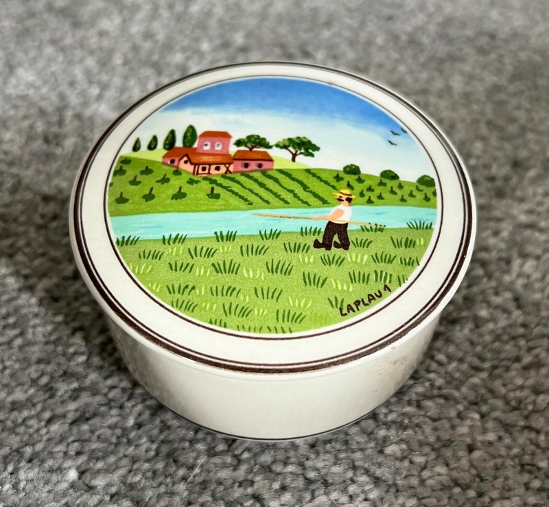 Villeroy & Boch Design Naif Christmas Small VITRO Porcelain Trinket Box Laplau 1