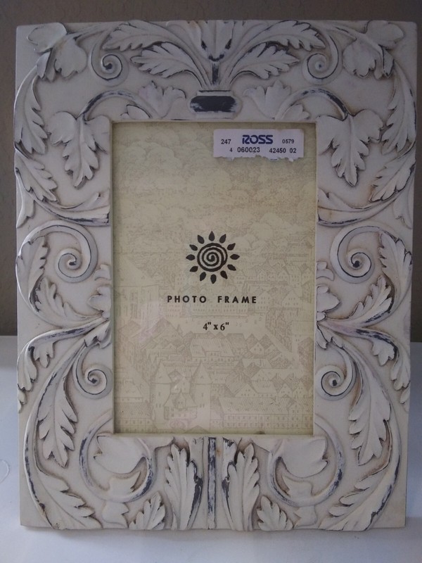 FALL LEAVES DISTRESSED/RUSTIC 4″ X 6″ IVORY/CREAM PHOTO FRAME ROSS