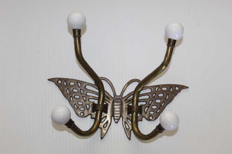 Vintage Style Brass Butterfly Wall Mount Key Holder Coat Rack with 4 White Knobs
