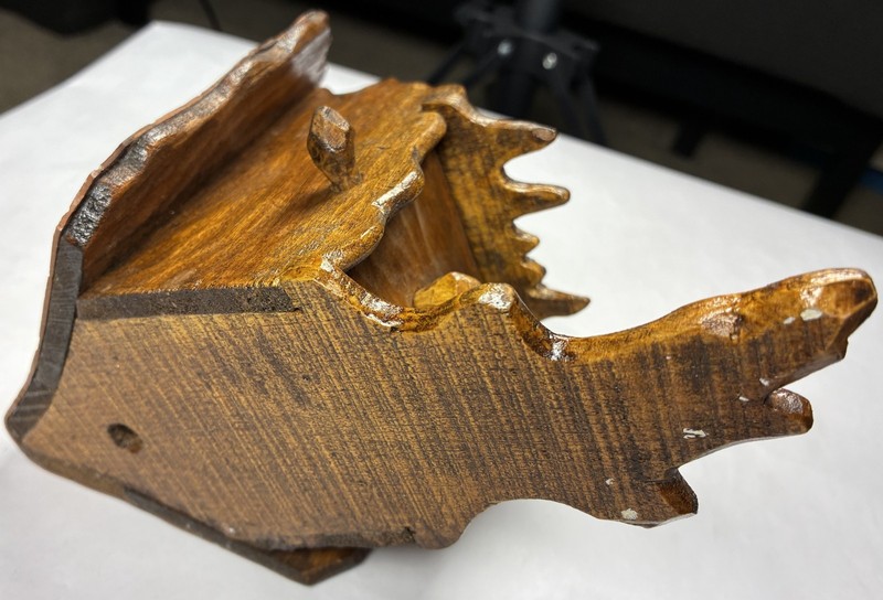 WOODEN BIRDHOUSE KEYRING HOLDER. Handmade. 5"x8"x6". gallery