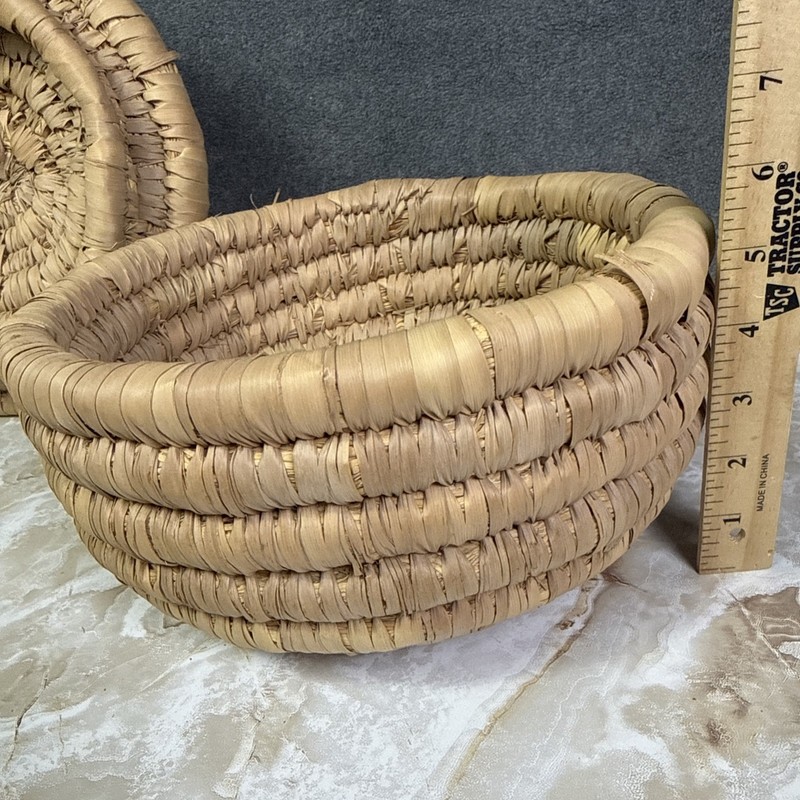 Hand Woven Boho Coiled Straw Basket W/ Lid Round gypsy 5.5” X 10.5” gallery