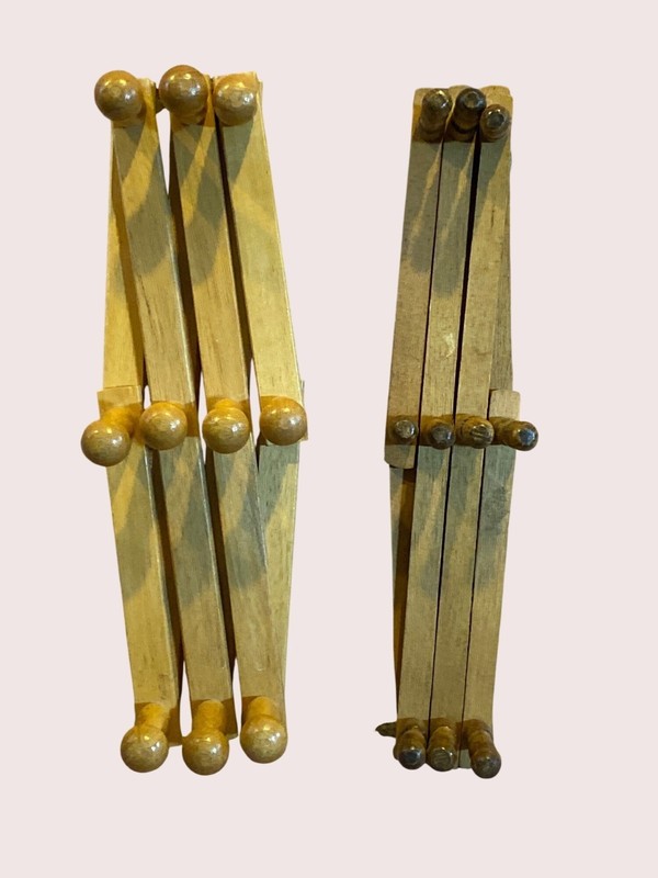 VTG Hat Coat Mug Rack Wooden Expandable Accordian Wall Hanger 10 Pegs Lot of 2