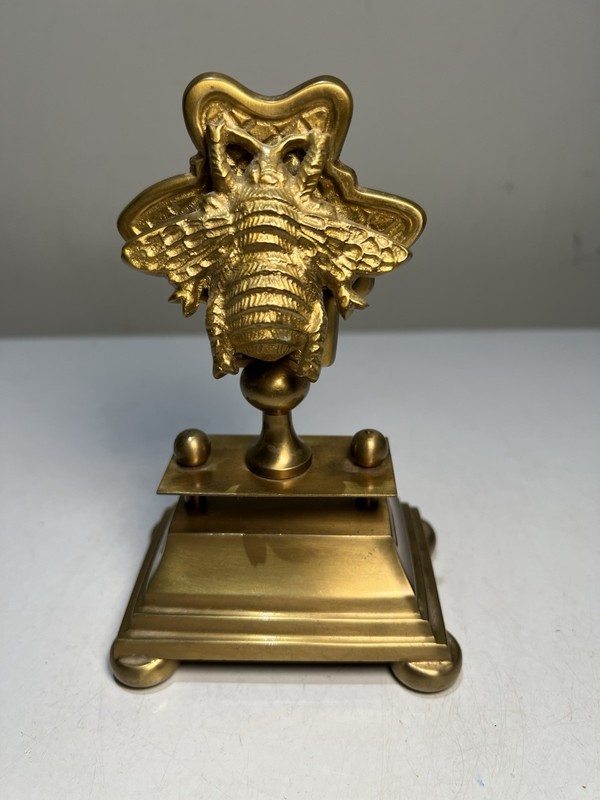 Bumble Bee Design Brass Card Photo Clip Holder Nightstand Vintage Desk Decor
