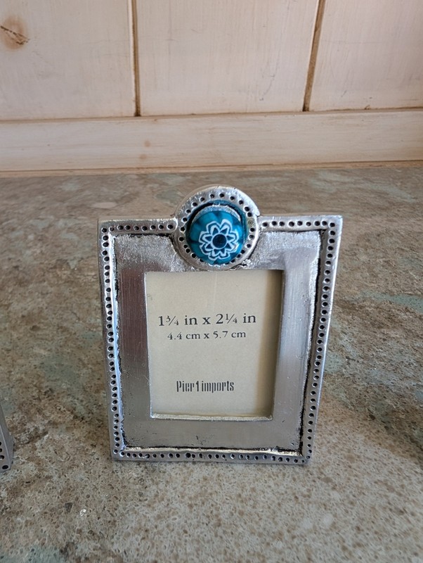 NIB Vintage Set of 3 Pier 1 Imports Desktop Frames Silver Tone 1.75” X 2.5” gallery