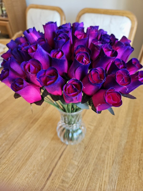 1 DOZEN – HOT PINK- PURPLE WOODEN ROSE BUDS 5 X 8 ARTIFICIAL FLOWERS