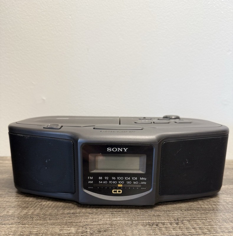 Sony ICF-CD800 CD Player AM FM Alarm Clock Radio Tested Working