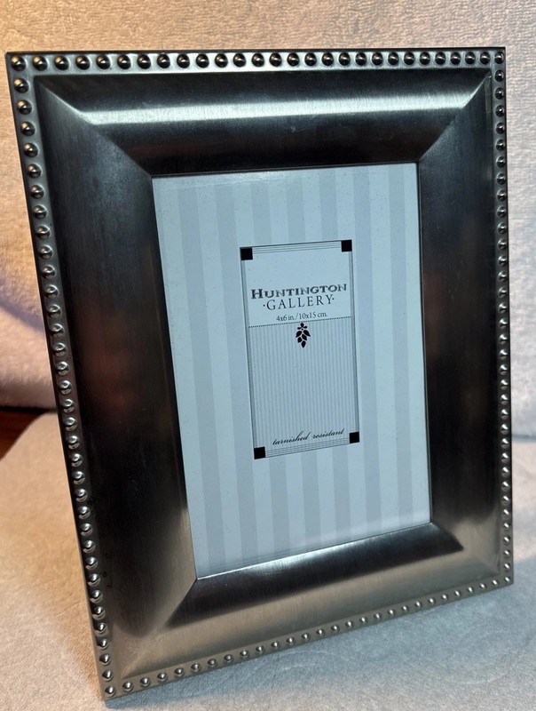 Sheffield Home Huntington Gallery 4×6 Photo Frame Tarnish Resistant