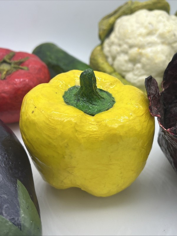 Lot Of 6 Paper Mache Fruits Vegetables Lifesize Decor Props Folk Art Movie Play gallery