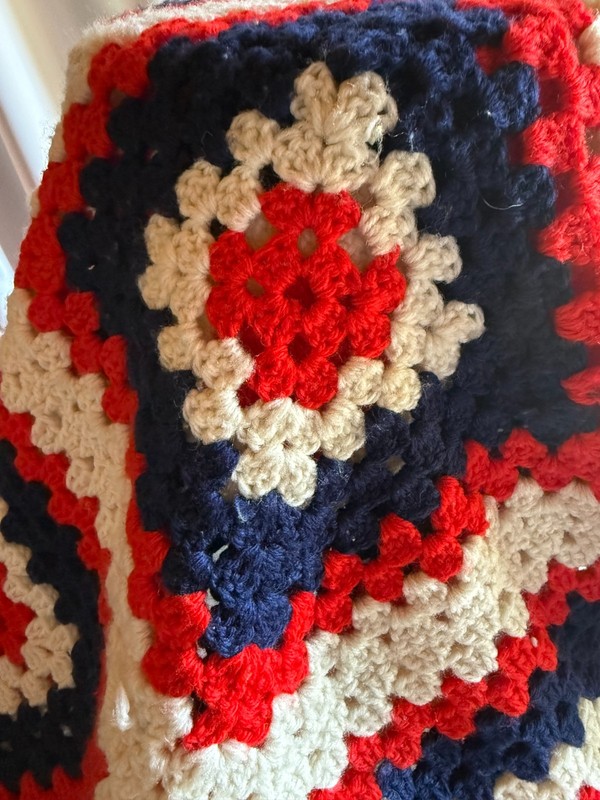 Granny Square Red White & Blue Patriotic Hand Crochet 47×39 Afghan Blanket Vtg