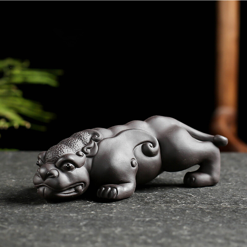 Creative Yixing Zisha Tea Pet Purple Clay Mythic Animals Home Decoration Chinese