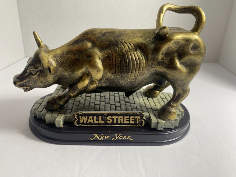 Wall Street Charging Bull Statue Bronze Finish New York Office Desk Decor 💯🇺🇸
