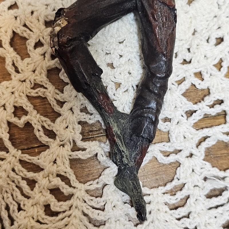 Zombie Pencil Pen/Pencil Holder Making it Look Impaled Office Desk Stationery gallery