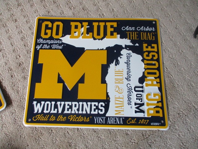 Hangtime University of Michigan Michigan Wolverine 12 x 14 inch Fan Cloud Signs
