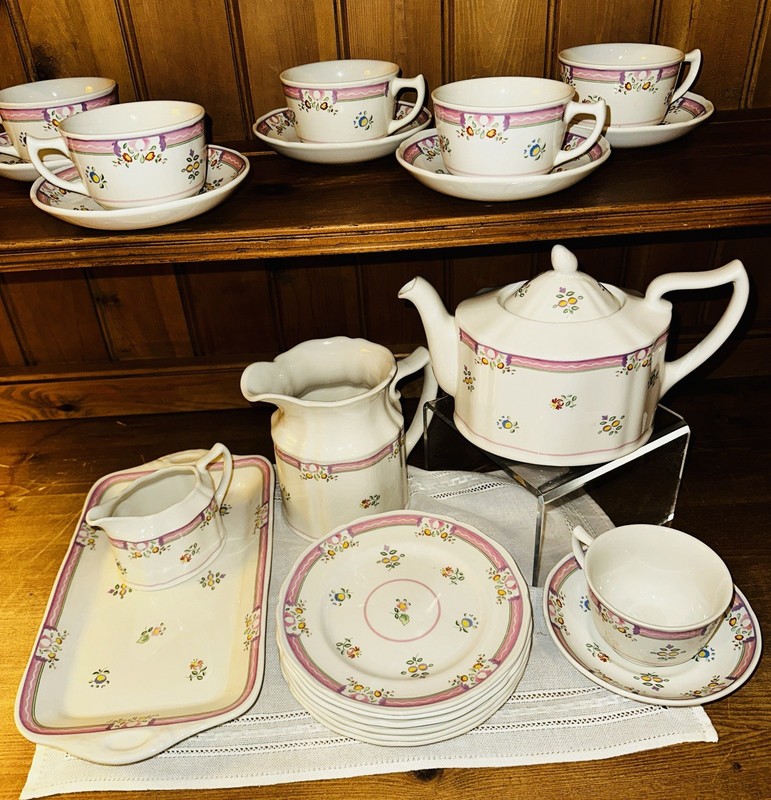 Laura Ashley “Alice” Tea/Coffe Set for 6 Made in England + Tray, Plates, Vase