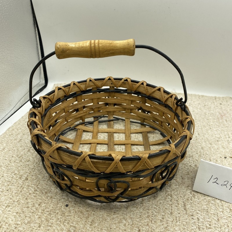 Round Shaped Wicker Basket With Wood OnHandle Rustic-8.5” Diameter And 3.5” Tall gallery