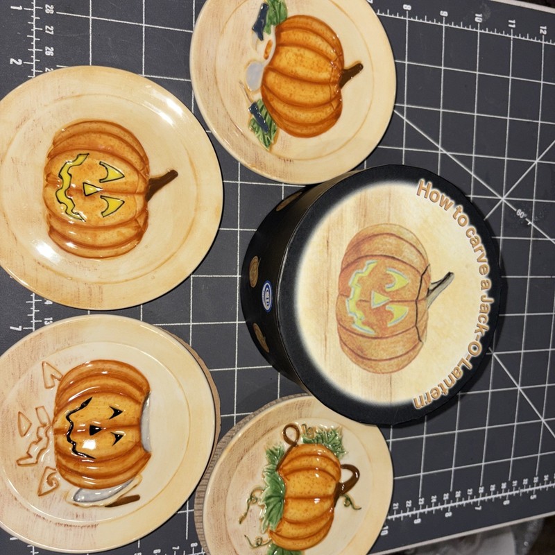 MWW Market Ceramic “How To Carve A Jack-O-Lantern” Mini Plates, Set Of 4