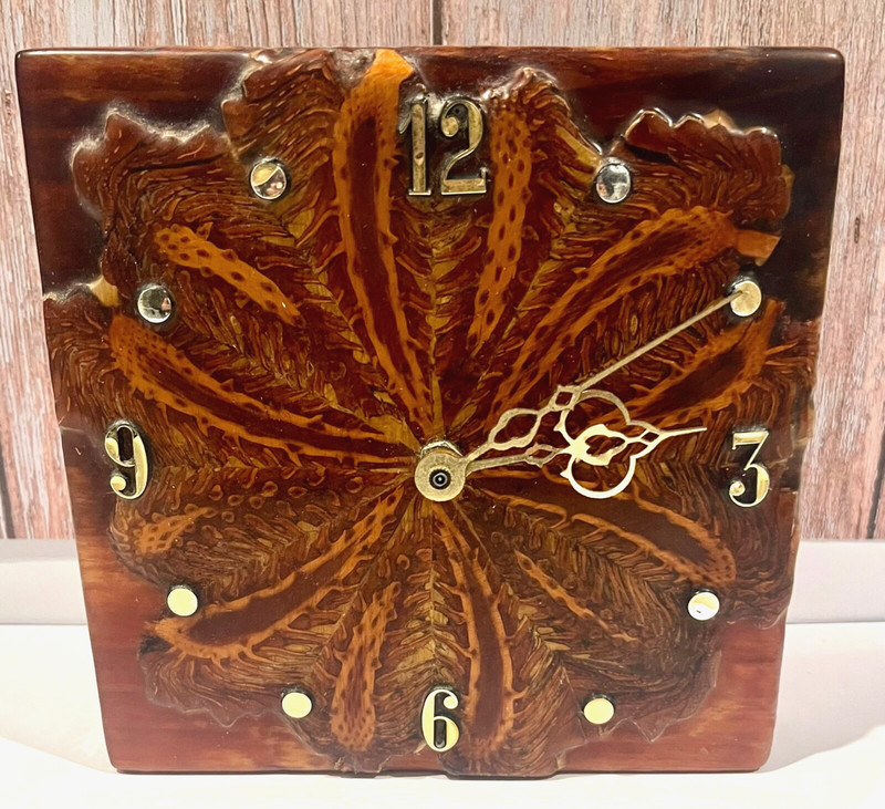Vintage Unique Natural Wooden Carved Design Square Wall Clock 7″ x 7″ Test Works