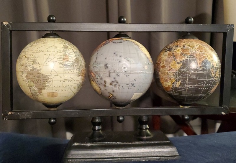 Triple Globe Center Piece Decorative Conversation Home Or Office