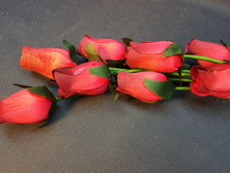 8 Wooden Rose Stems Flower Bouquet Red Pink Blue Yellow White Black Purple