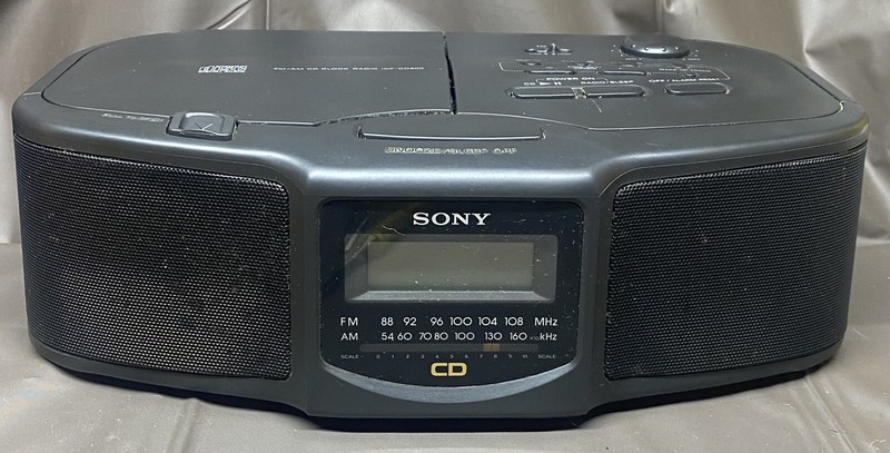 SONY ICF-CD800 Compact Disc CD Player AM FM Clock Radio Dual Alarms
