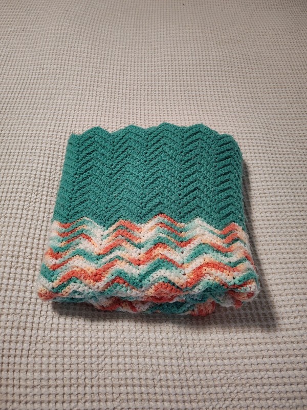 Handmade Crochet Afghan Throw Lap Blanket Chevron Zig Zag Granny Core 32"X55" gallery