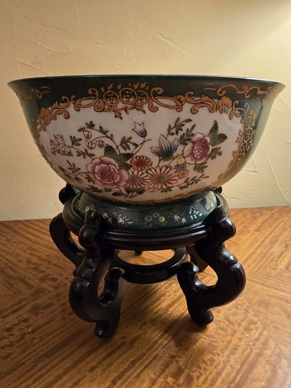 10″ Green Glazed Decorative Footed Bowl w/ Enameled Floral Design & Gold Detail