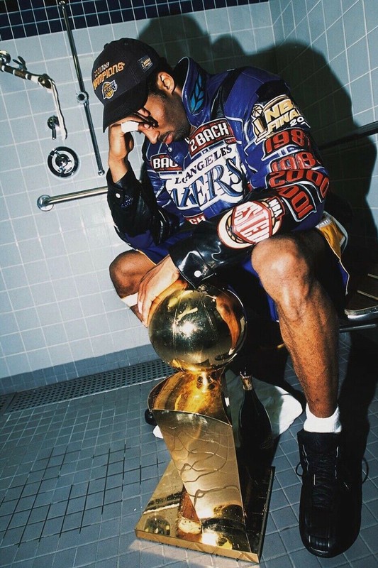 Kobe Bryant Poster Wall Art Home Decor Photo Prints 16×24, 20×30, 24×36″