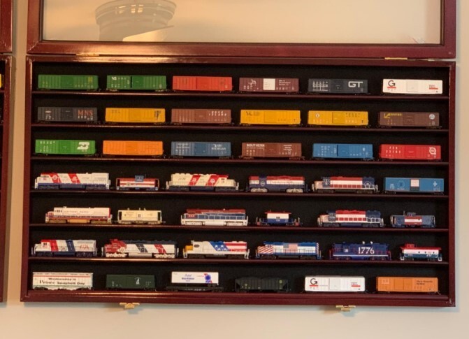 Train Display Case N Scale Cherry 7 Shelves Solid Wood Cabinet Railroad Car Rack gallery