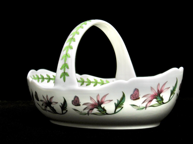 PORTMEIRION BOTANIC GARDEN 9" OVAL BASKET BELLIS PERENNIS DAISY M'S or F'S DAY gallery
