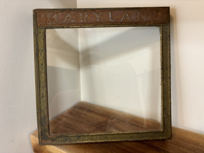 Vintage Maryland 1900s Glass Top Store Biscuit Lid – Hinges