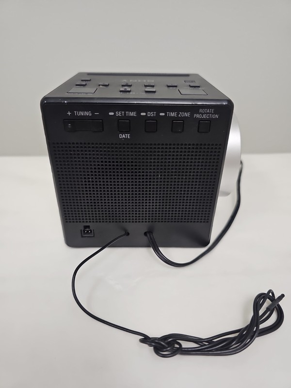 Sony ICF-C1PJ Alarm Clock Radio with Time Projector and Nature Sounds, USB plug gallery