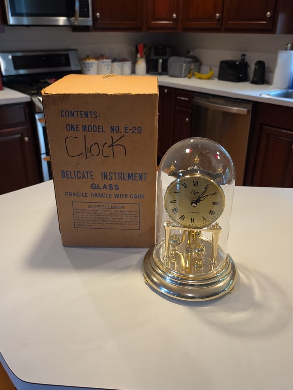 Elgin Glass Dome Quartz Anniversary Clock Rotating Pendulum Mantel Model E-29