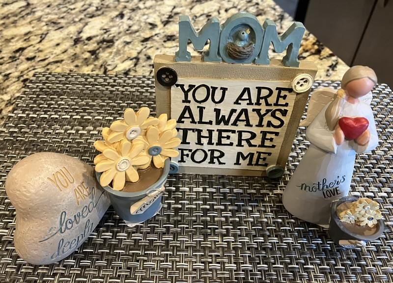 Blossom Bucket figurines for Mom, Set of 3