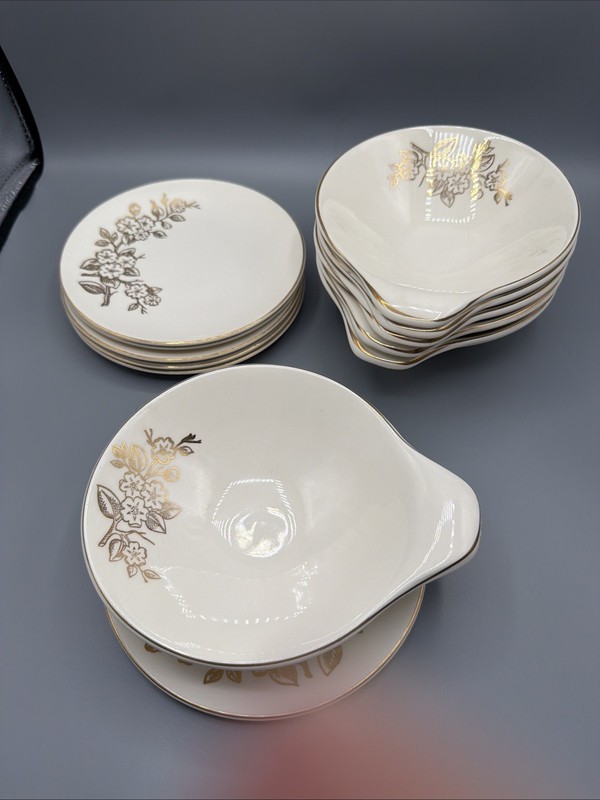 Vtg Set Handled Bowl Plate Set- Knowles USA 52-9 52-7 Gold Rim Floral design gallery