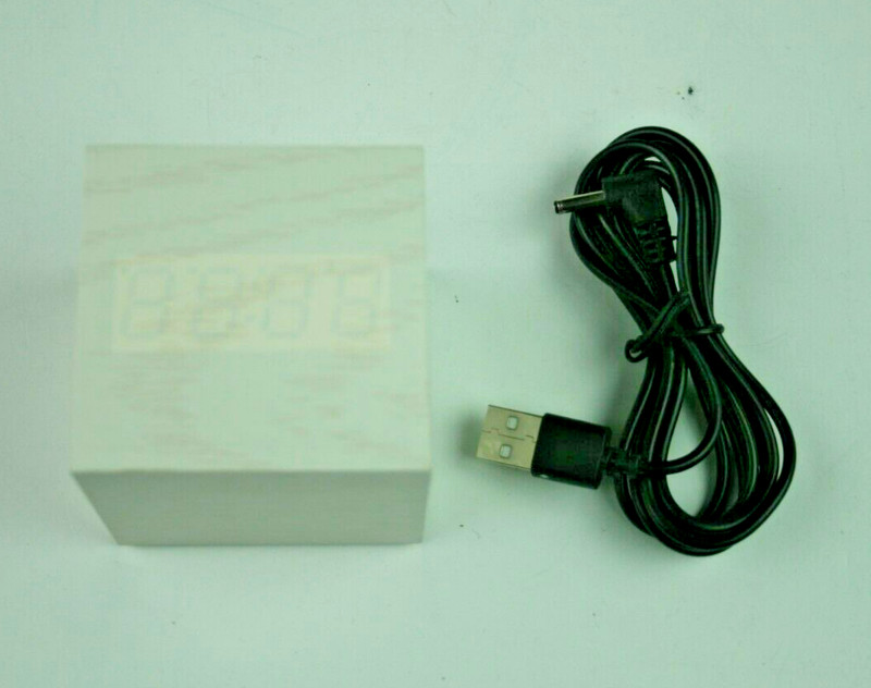 Modern Wooden Digital Alarm Clock – Time & Temperature