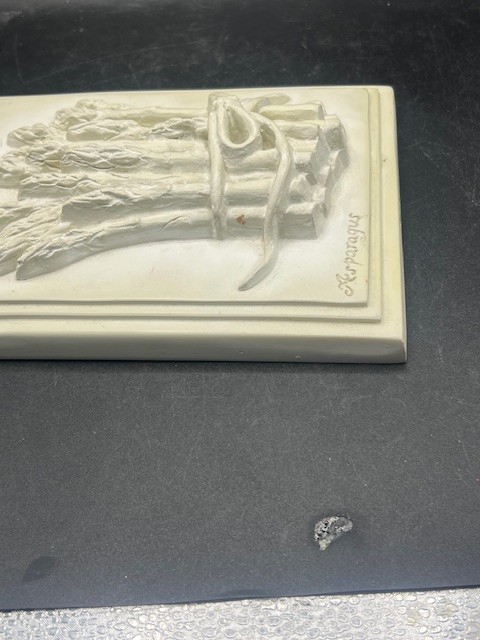 Asparagus 3D Relief Sculpted Resin Hanging Kitchen Plaque Tile Wall Decor 8.5" gallery