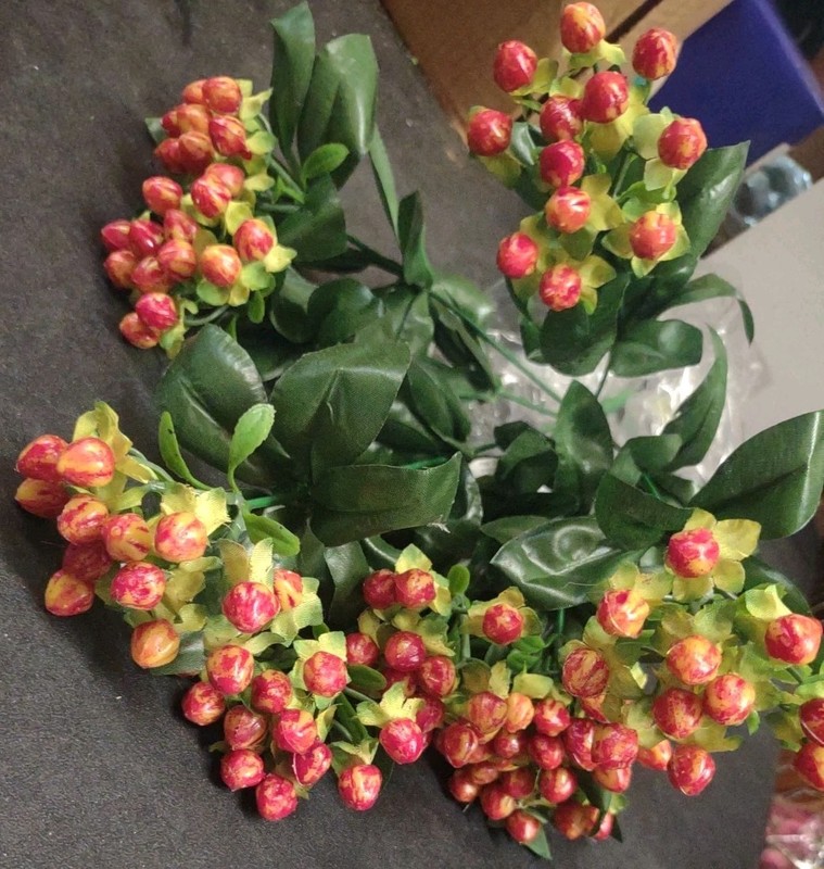 15″ Retro Hypericum Berry Bush, Red Rust Brown, Plastic Berries Silk Leaves