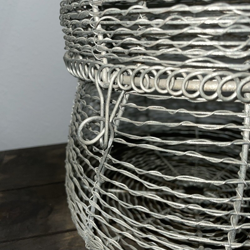 Rustic Metal Wire Woven Basket With Lid gallery