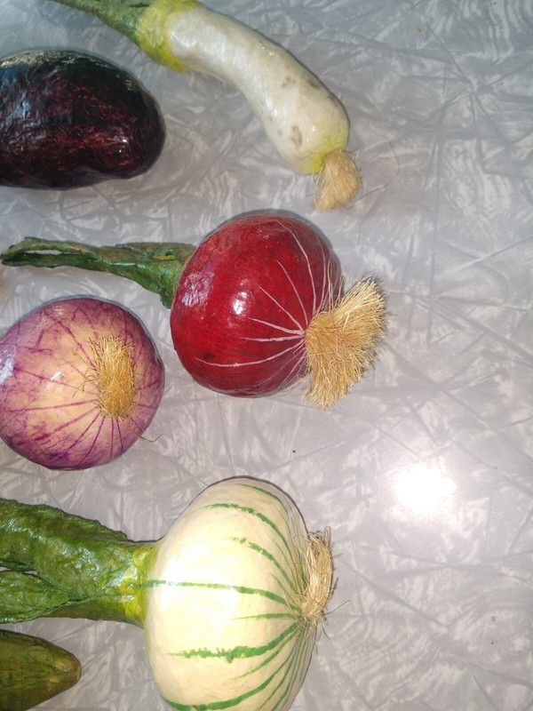 Lot of 15 Vintage Paper Mache Fruit & Veggie Mexican Folk Art Kitchen Home Decor gallery