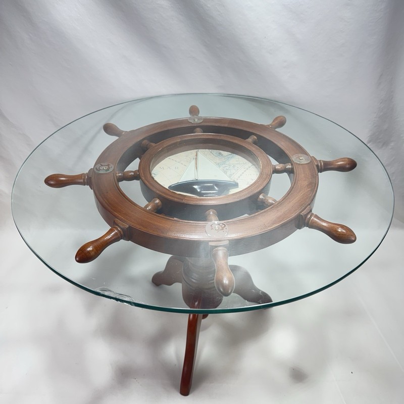 Ship Captains Wheel Helm Glass And Wood Nautical Themed Table 18” Tall 23” Wide