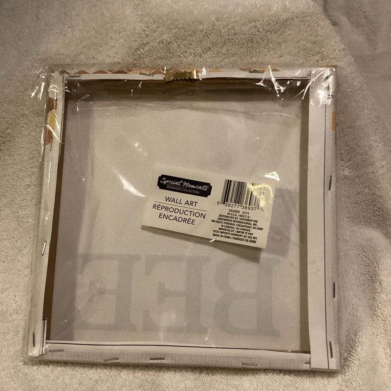 Special Moments “Let It Bee” Wall Art NIP 8-1/2” X 8-/1/2” gallery