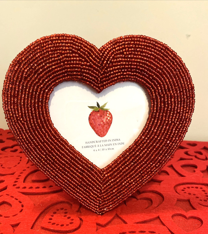 NEW Red Sequined Heart Picture Photo Frame Beaded 4”x 4