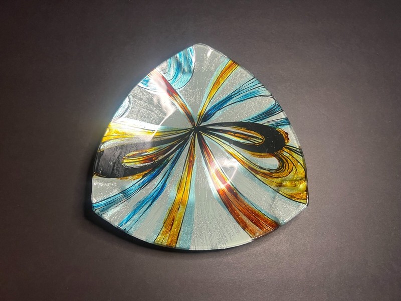 Metallic Quadrifoglio Abstract Art Glass Triangular Trinket Candy Dish Bowl 7.5″