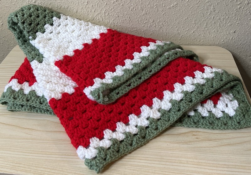 Handmade Crochet Afghan Lap Blanket Red Green White 38”x38” Square Excellent